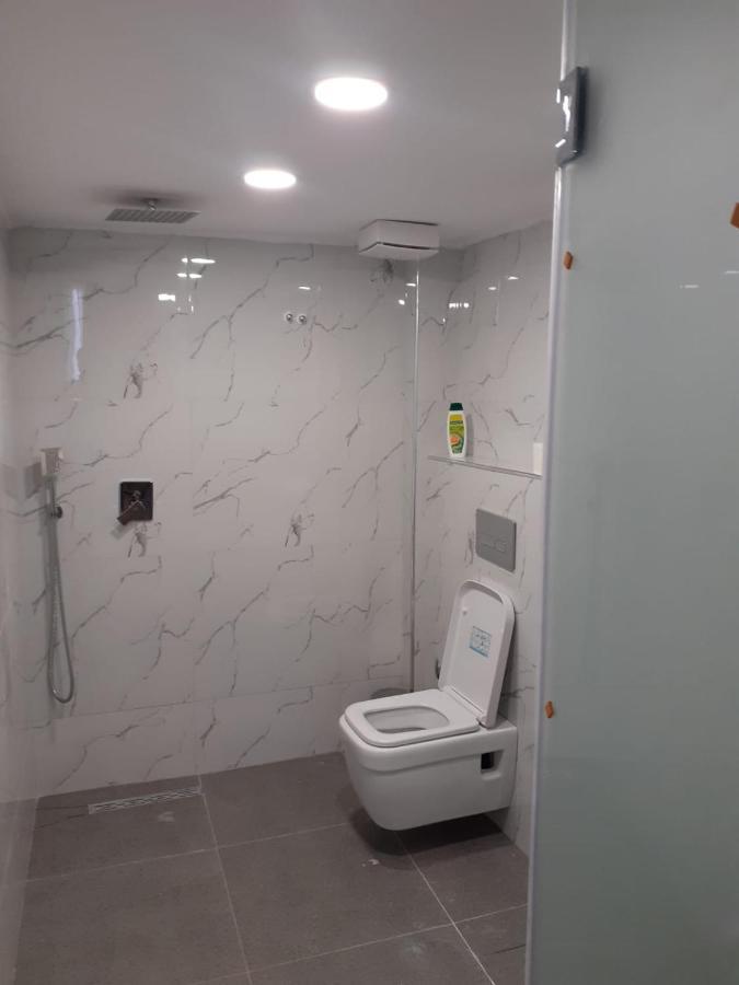 Driti Hotel Tirana Albania Екстериор снимка