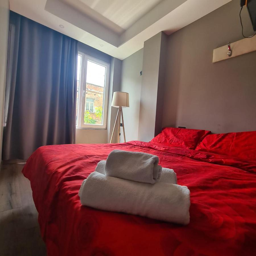Driti Hotel Tirana Albania Екстериор снимка