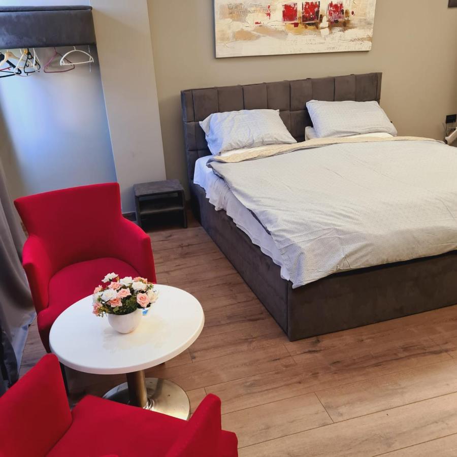 Driti Hotel Tirana Albania Екстериор снимка